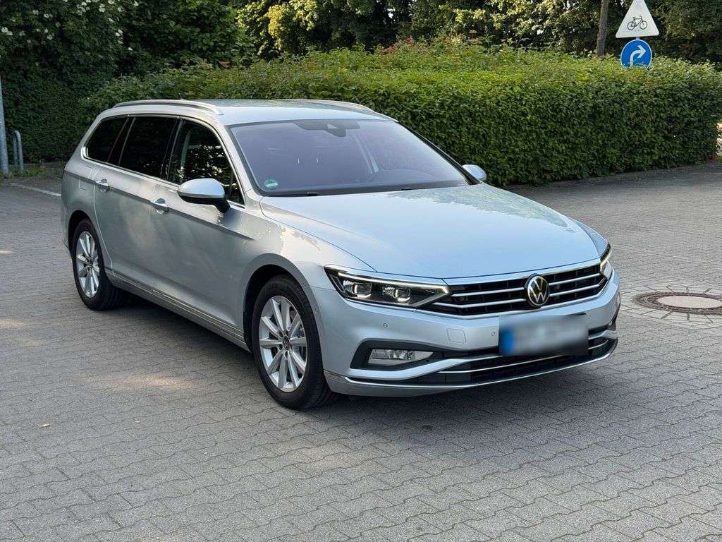 Image of Volkswagen Passat Variant