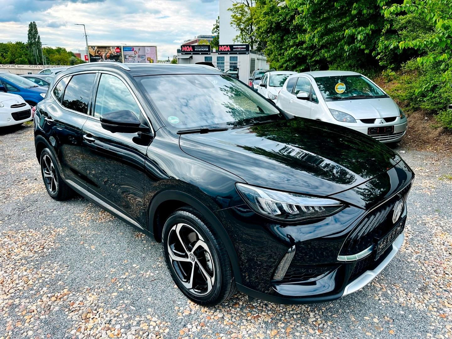 MG HS 1.5T Luxury + 360 + Pano + Leder + Fullpaket