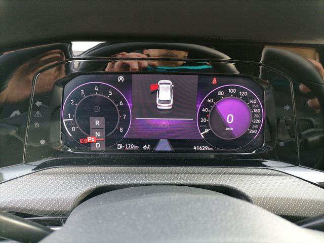 Volkswagen Golf Variant R-Line 1.5 eTSI mild-Hybrid