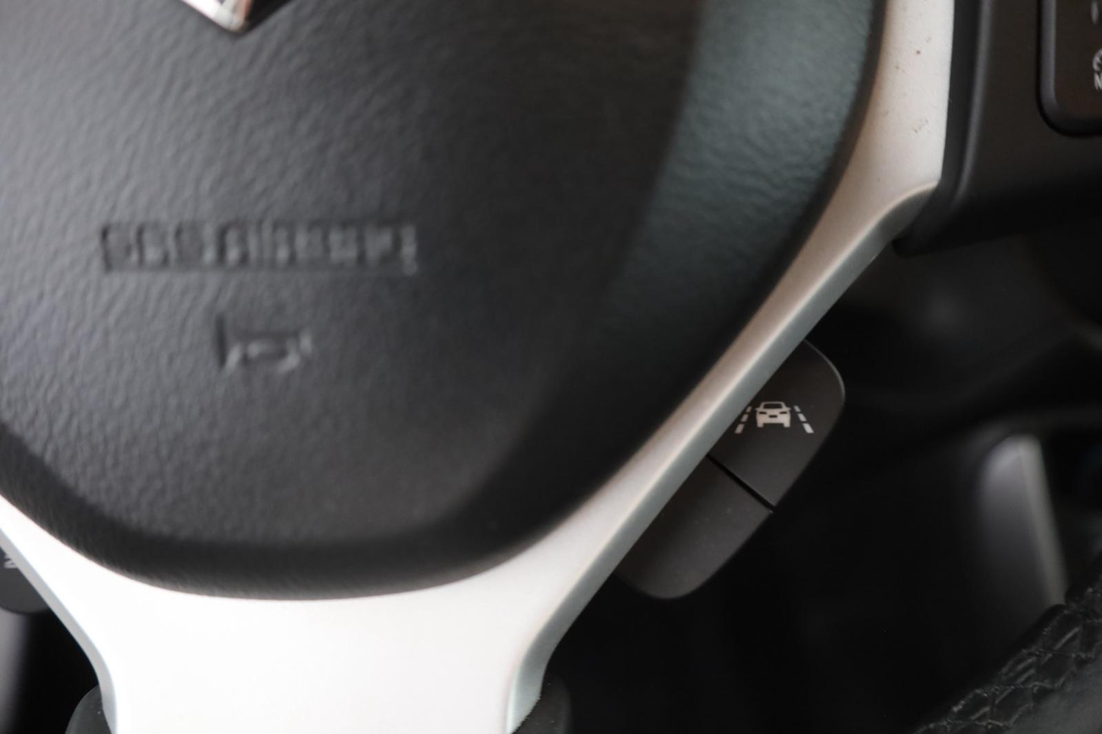 Suzuki S-Cross 1.4 4WD LED ACC Navi Kamera Sitzheizung