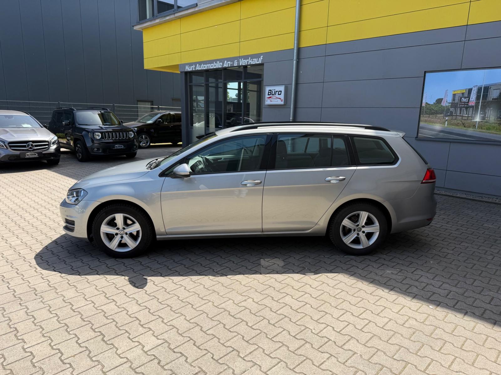 Volkswagen Golf VII Variant Comfortline/SHZ/KLIMAA*/PDC/AHK