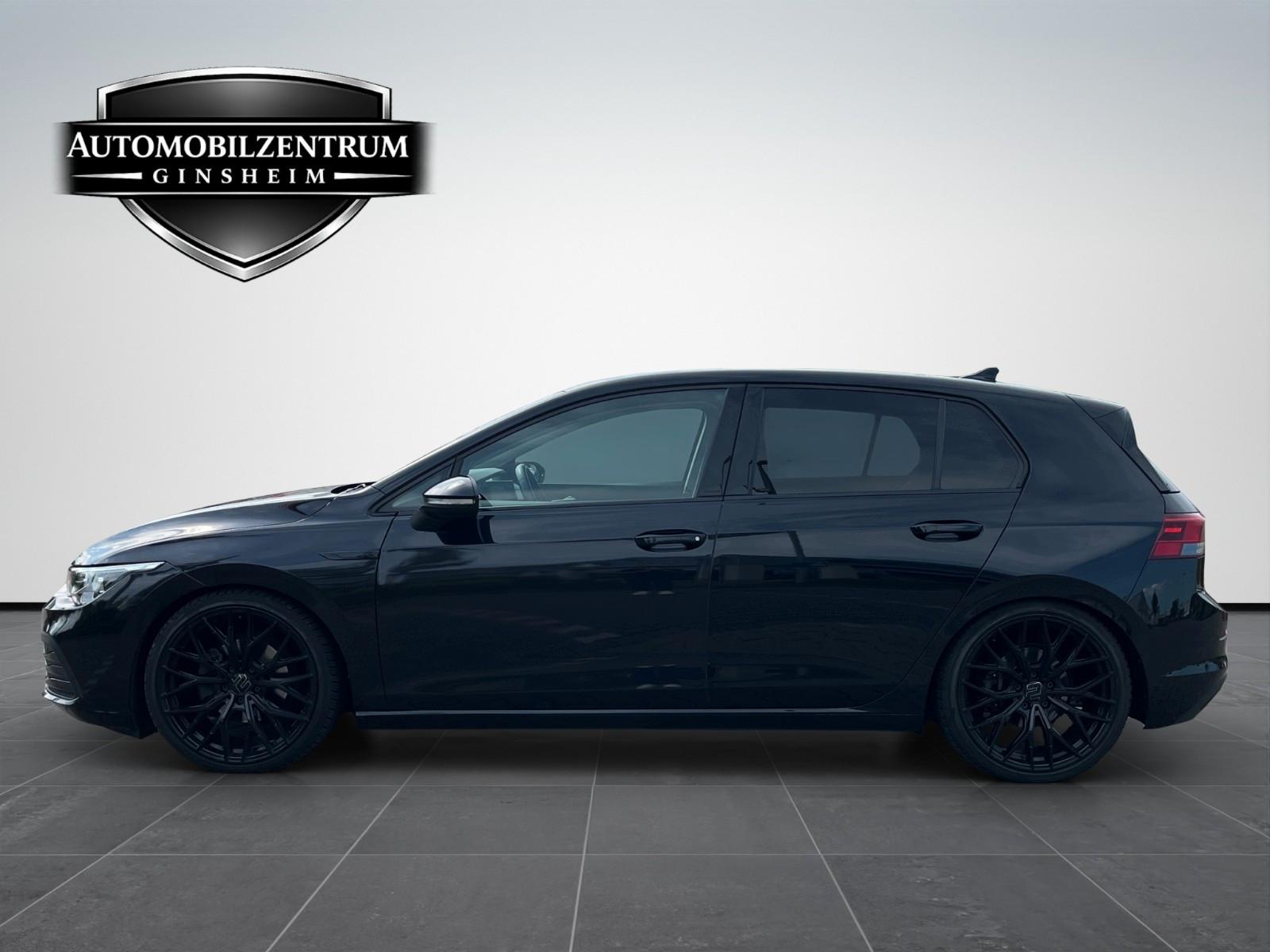 Volkswagen Golf VIII 2.0 TDI! BLACK STYLE! 19'' ZOLL! VOLL!
