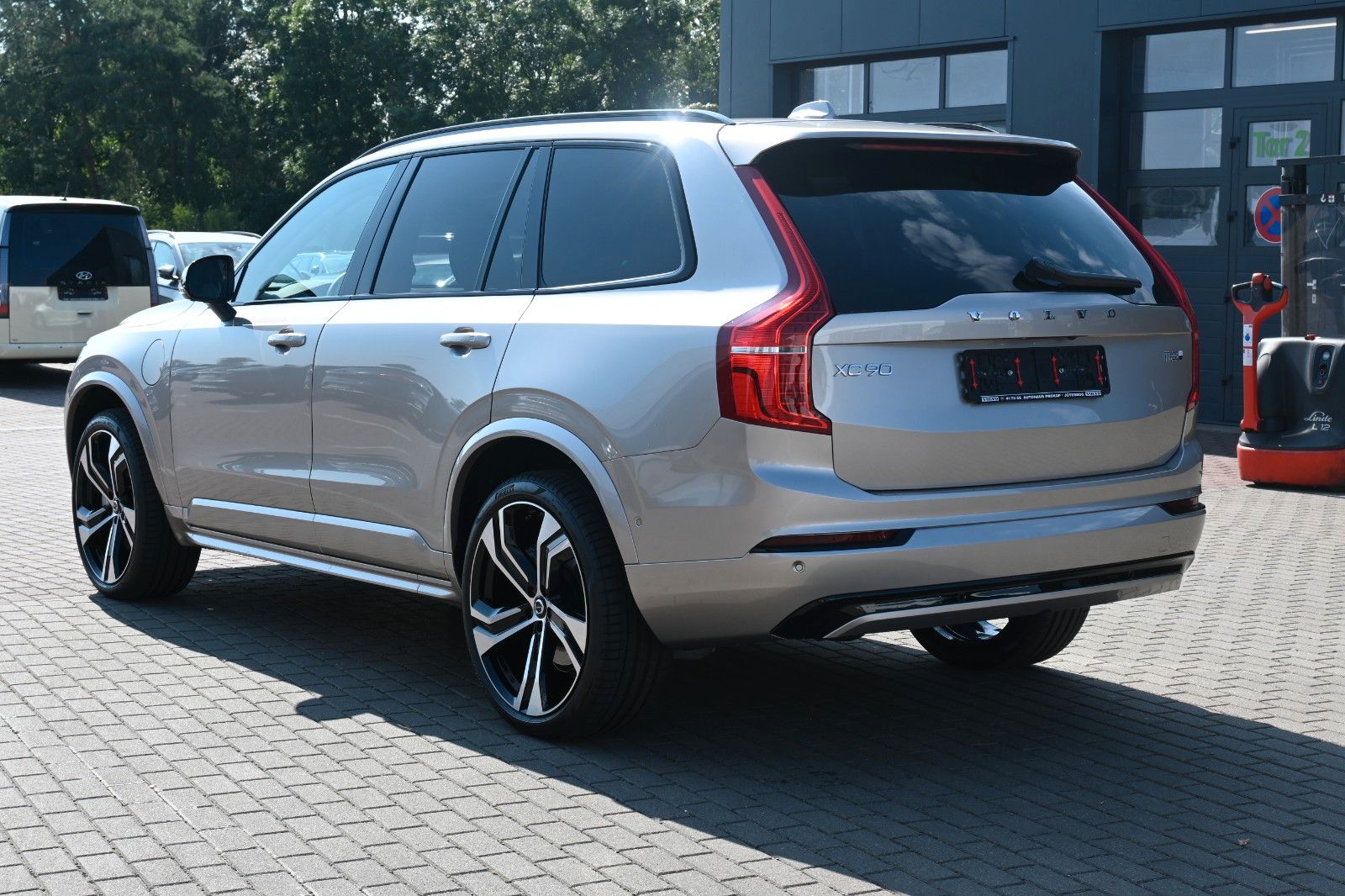 Fahrzeugabbildung Volvo XC90 Ultra Dark Recharge T8 B&W*LUFT*360*MASSAGE