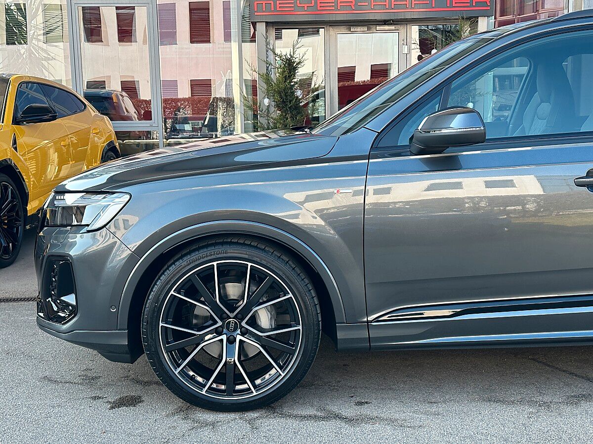Audi Q7 50 TDI Quattro S-Line imagem 3