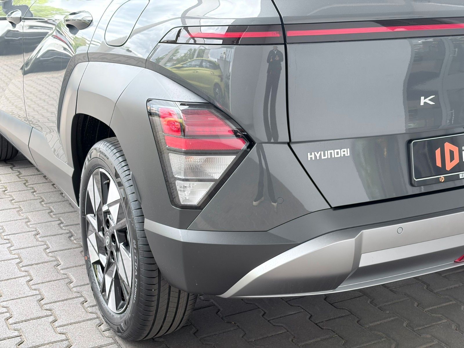 Fahrzeugabbildung Hyundai Kona 1.6 GDI Trend KlimaA,LED,Navi,SHZ,el.Heck