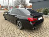 BMW M760 Li / VOLL / SCHECKHEFT / B&W / SKY / M PERF - BMW 760 in Hamburg