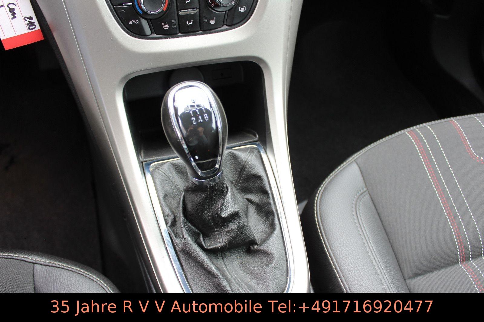 Opel Astra 2012 — photo 21