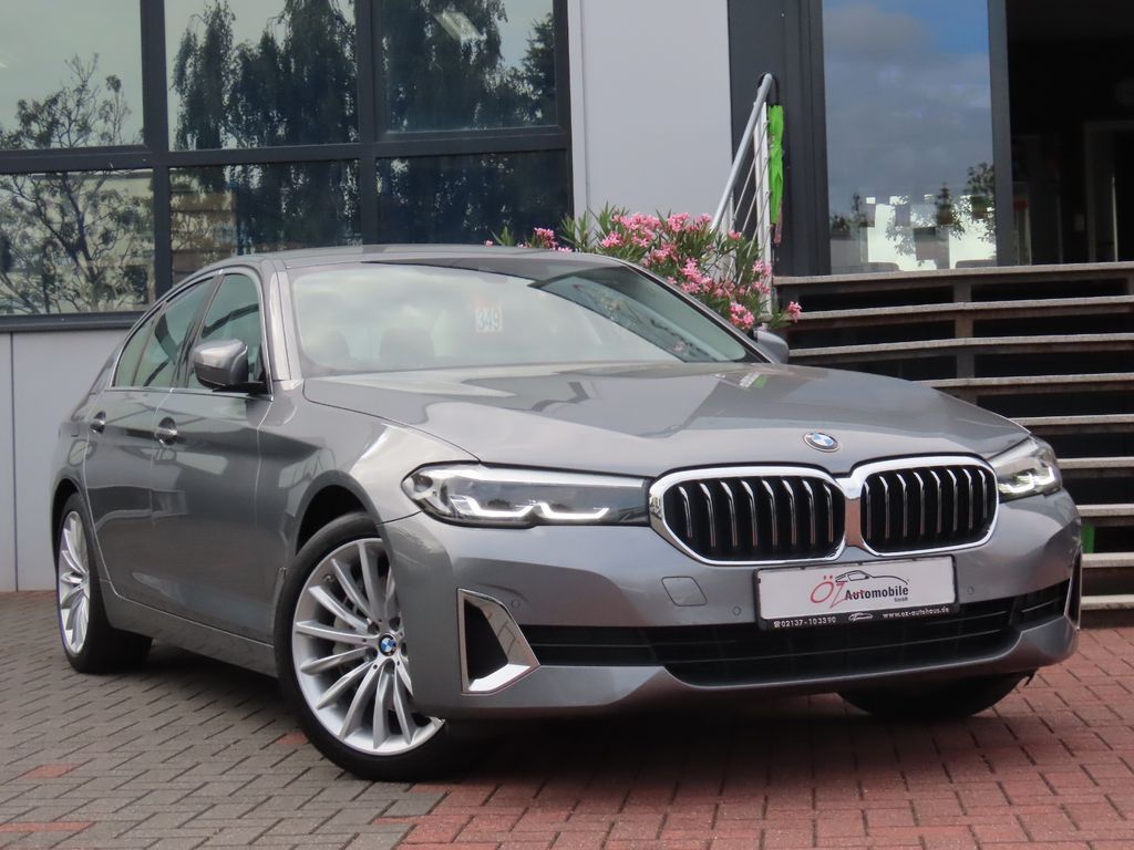 Image of BMW 530