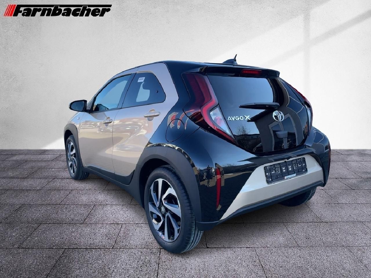 Fahrzeugabbildung Toyota Aygo X 1,0 l Teamplayer