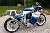 Suzuki GSX-R 750  /  Erstes Modelljahr  /  GR75A 