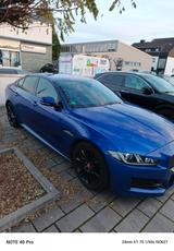 Jaguar XE 20d 180PS AWD R-Sport Automatik R-Sport - blaue Jaguar XE