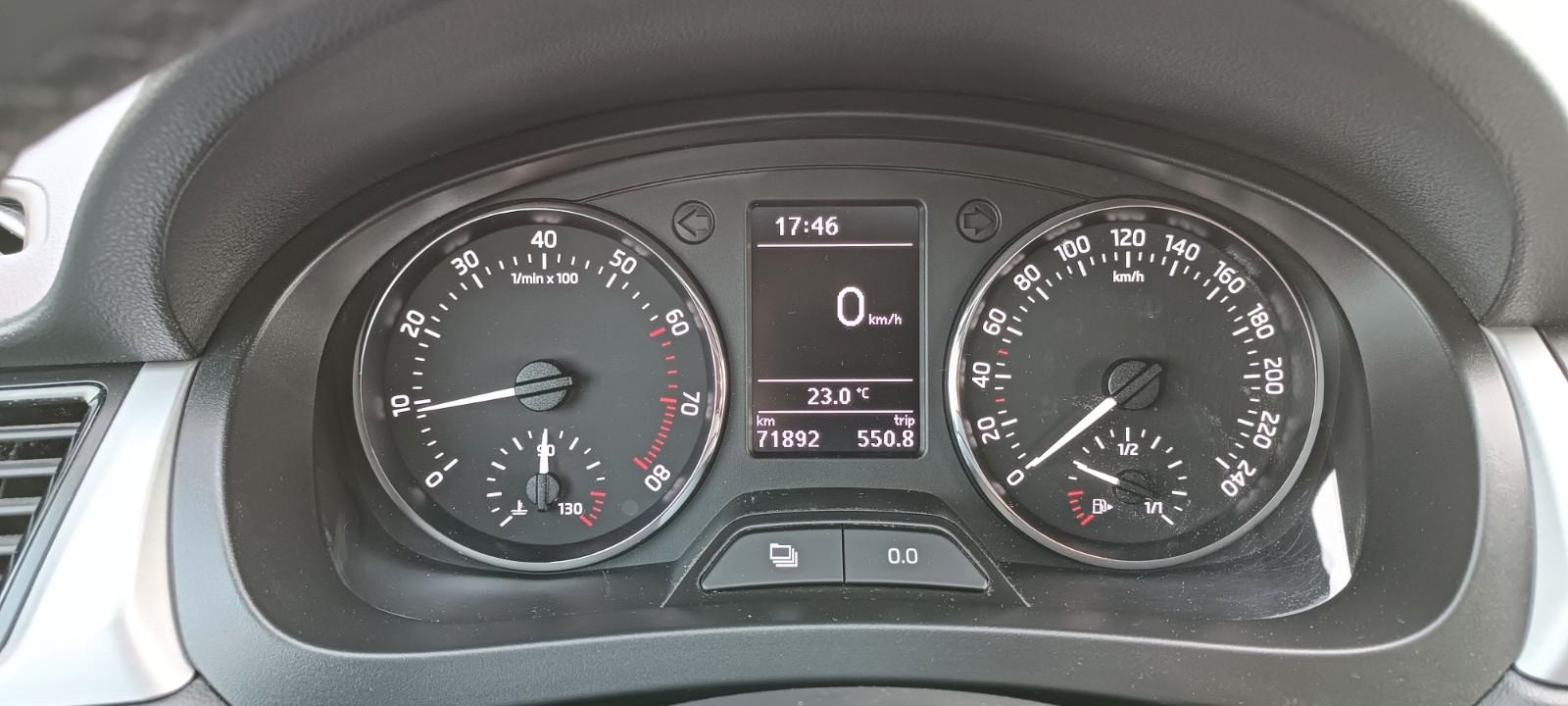 Skoda Rapid 2013 — photo 16