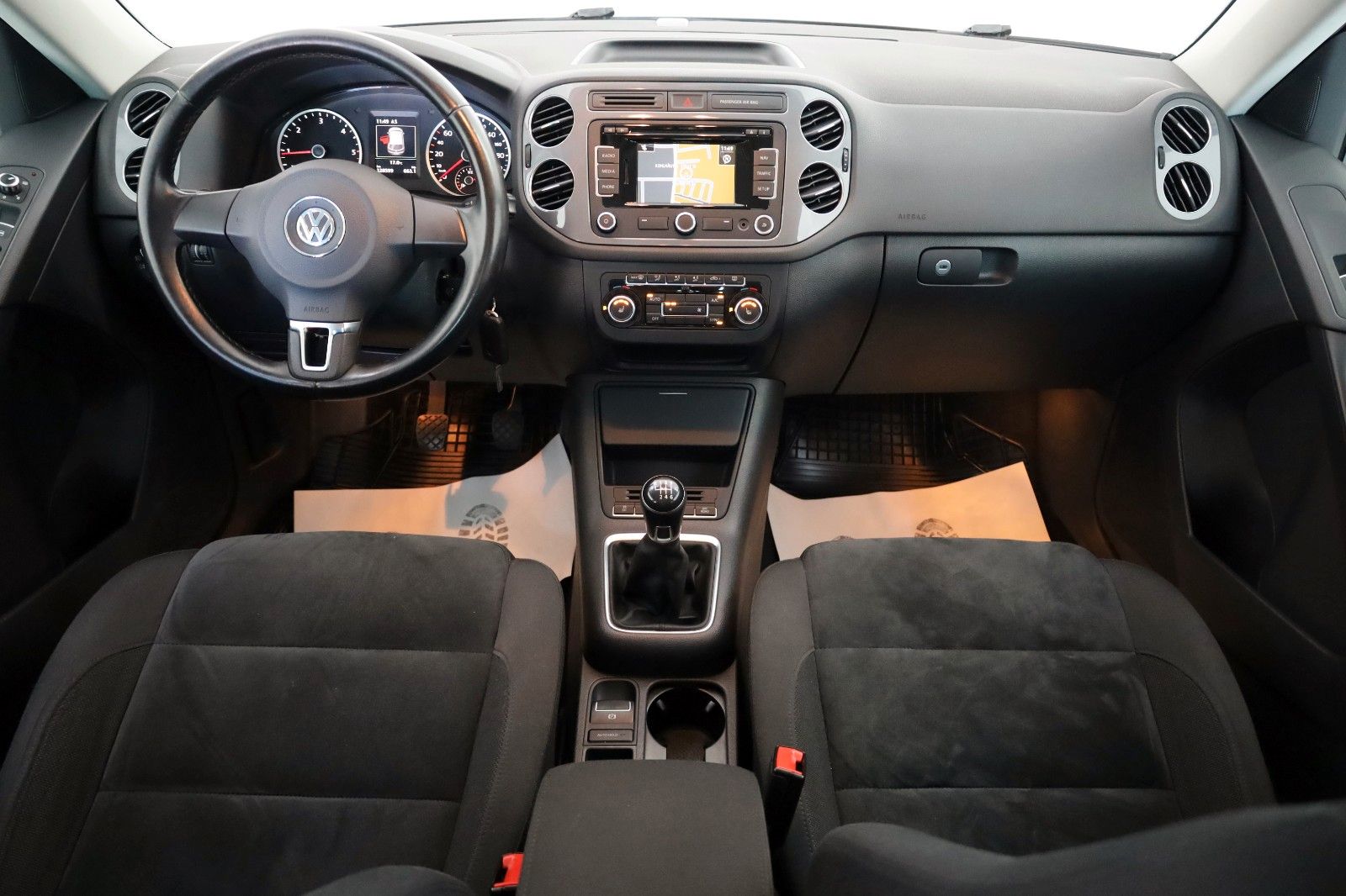 Fahrzeugabbildung Volkswagen Tiguan Track&Style 4M Alcantara,Navi,SH,PDC,AHK