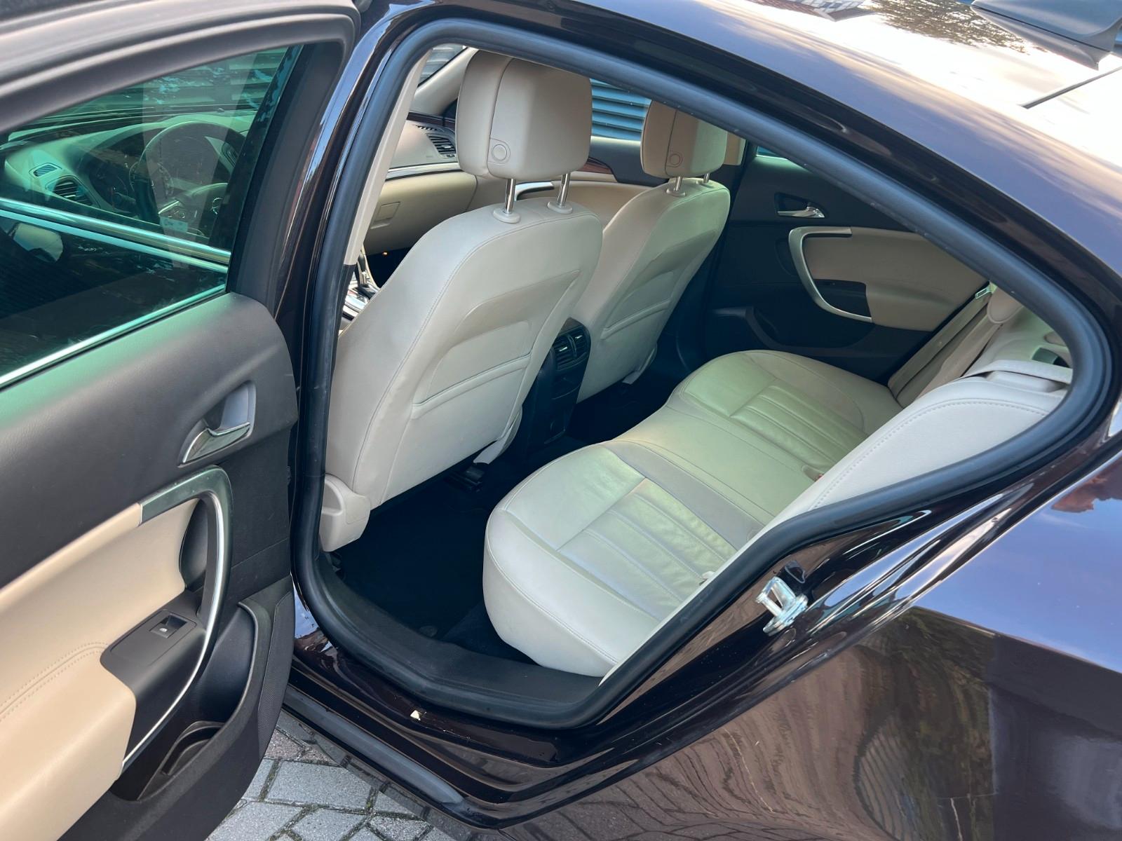 Opel Insignia A Lim Innovation 4x4 2 HAND TÜV 11/2025