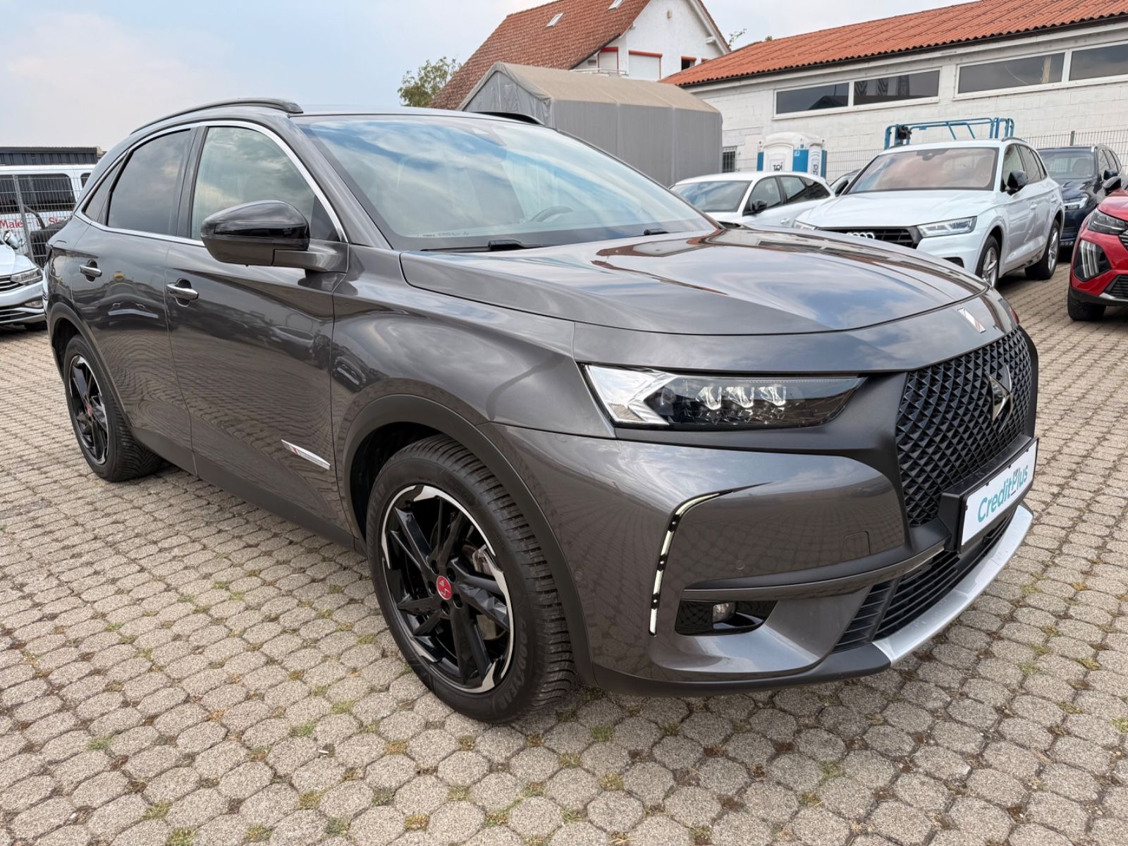 DS Automobiles DS7 (Crossback) E-Tense 225 Performance Line+