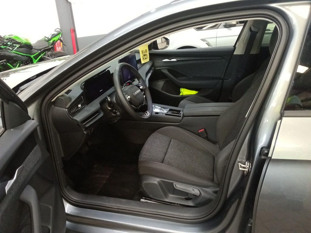 Skoda Superb - Bild 7