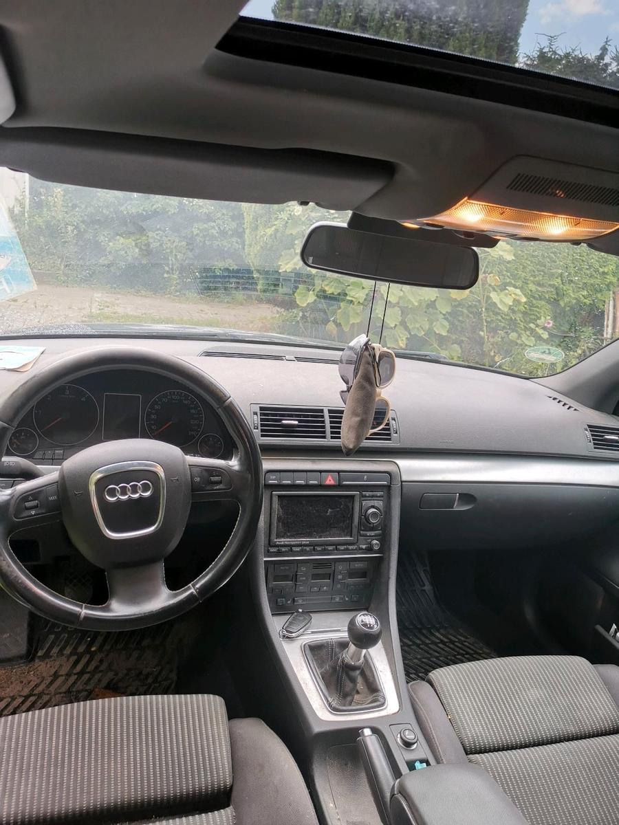 Audi A4 2007 — photo 5
