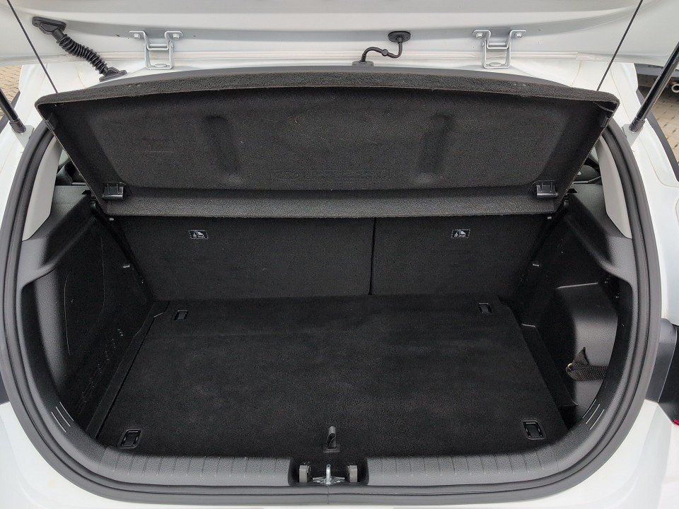 Fahrzeugabbildung Hyundai i20 1.0T 48V 7DCT TREND KOMF-P 1HD NAVI+KEYLESS+
