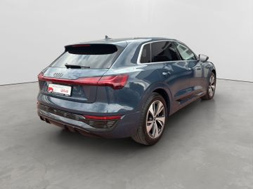 Audi Q8 e-tron - 5