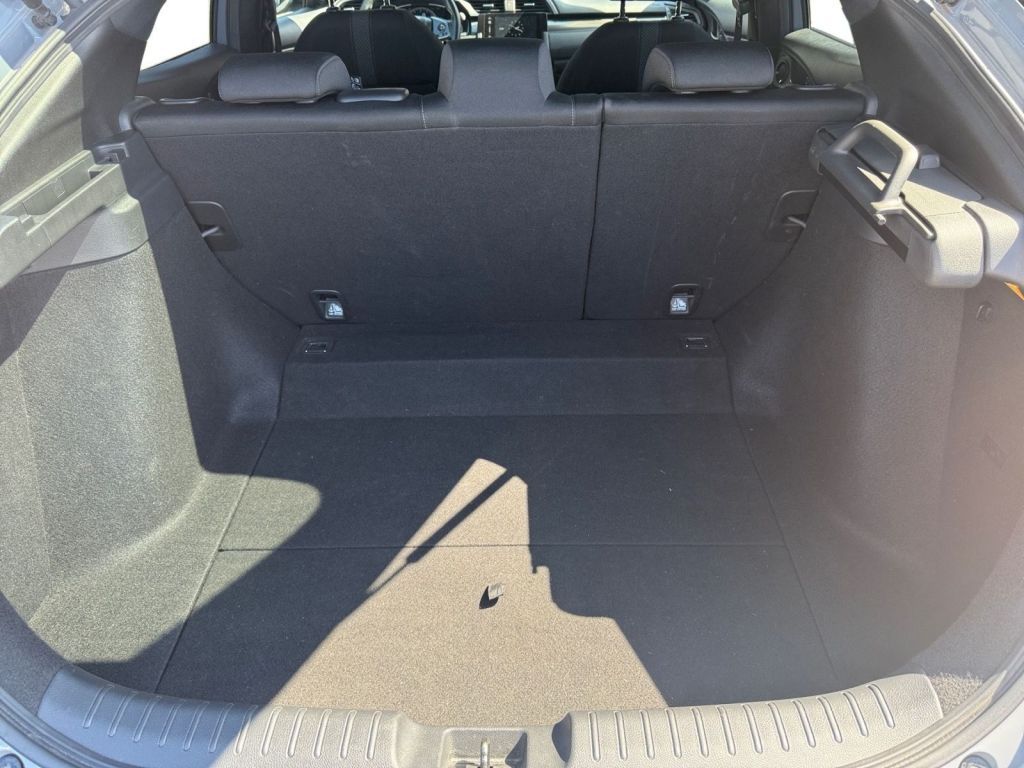 Fahrzeugabbildung Honda Civic 1.0 i-VTEC Turbo Executive