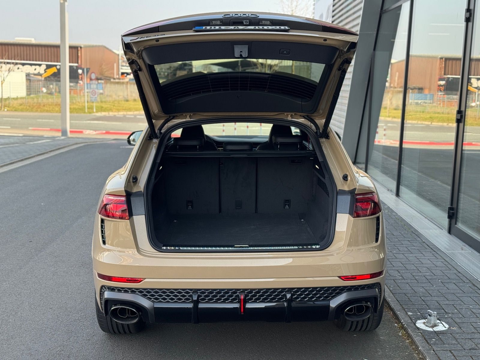Audi RSQ8 - Bild 6