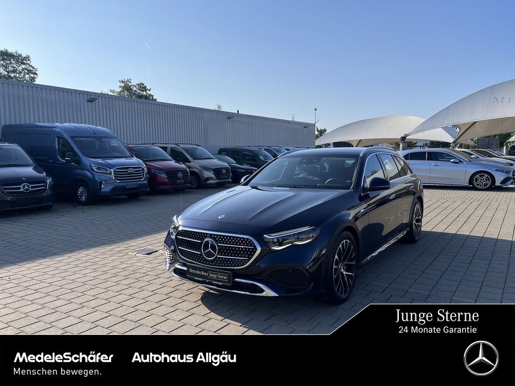 Image of Mercedes-Benz E 300