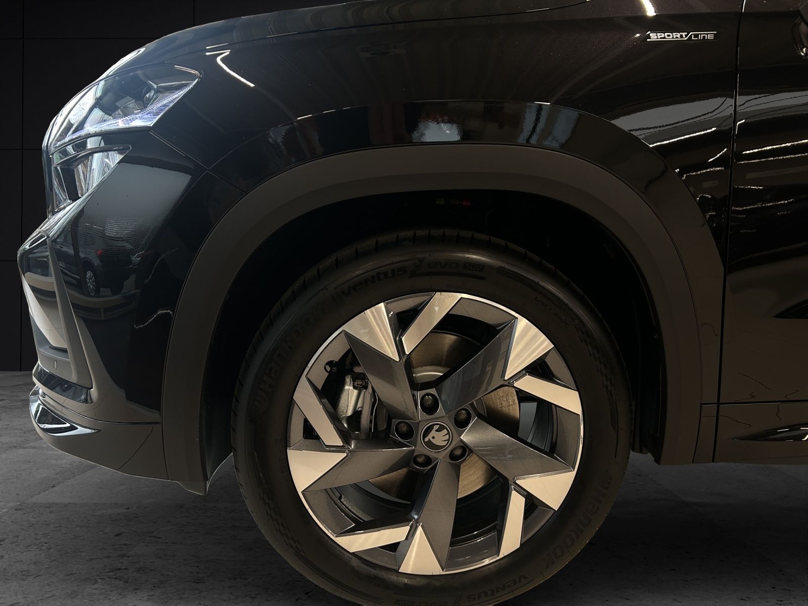 Fahrzeugabbildung SKODA Kodiaq 2.0 TDI 142 kW 4x4 Sportline AHZV MATRIX