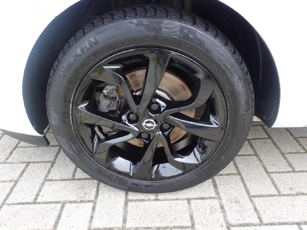 Fahrzeugabbildung Opel Corsa E 1,4 Color Edition