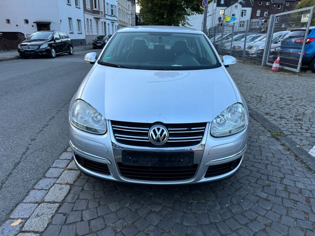 Volkswagen Jetta  TSI/Klima/Navi/Tempomat/Sitzheizung