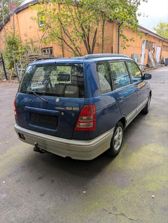 Daihatsu Gran Move