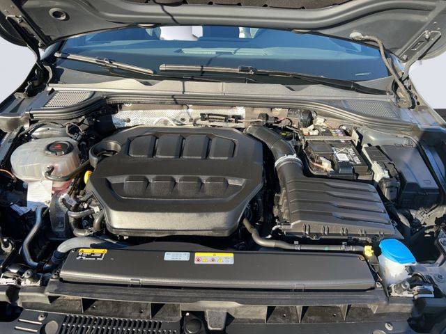 Golf GTI Clubsport 221KW DSG Matrix LED Navi Car
