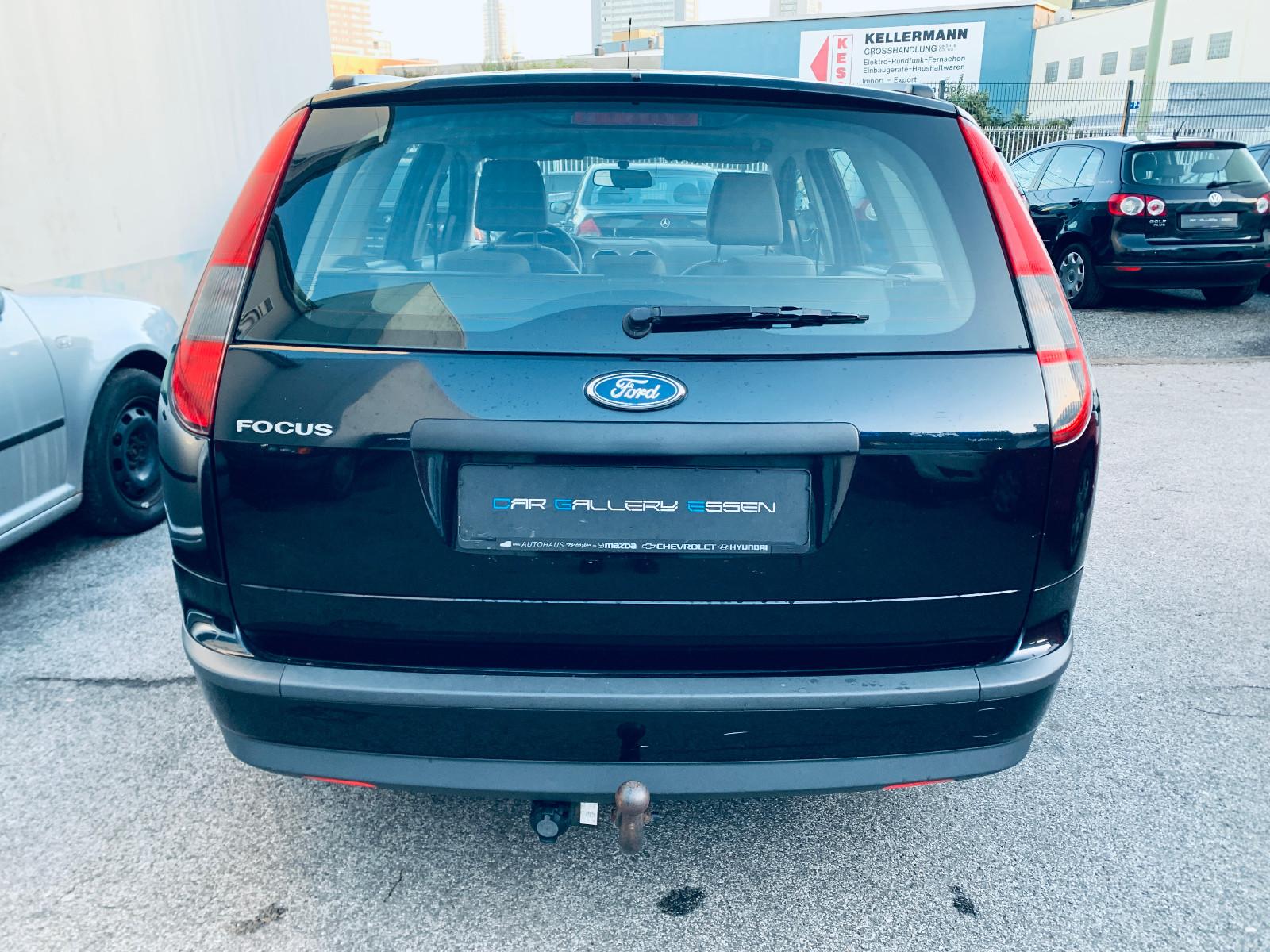 Ford Focus 2005 — photo 13