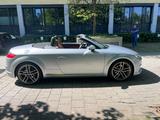 Audi TT Roadster 2.0 quattro S-Line S-Sportsitze - Audi TT: Silber