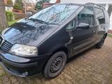 Seat seat Alhambra 1.9 TDi Motor Getriebe Ok ke... - gebrauchte Seat Alhambra aus dem Jahr 2003