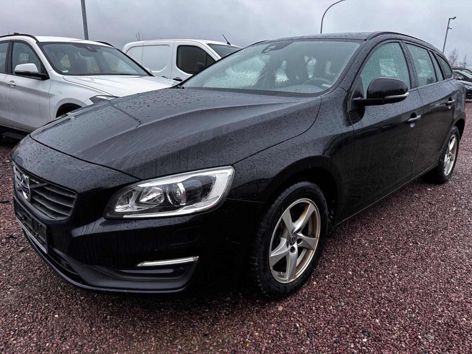 Volvo V60 D3 2.0 D Kombi Linje Business*Aut.*Navi*AHK*