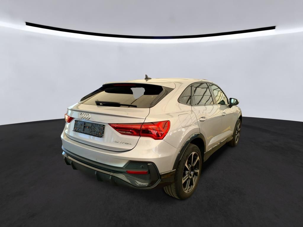 Audi Q3 Sportback 45 TFSIe S-Line LED ACC VC NAVI foto 5