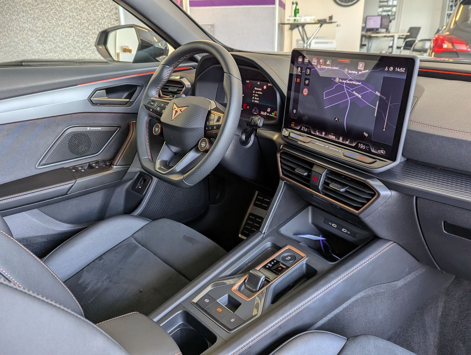 CUPRA Formentor 1.5 eTSI Pano Sennh. DCC Kamera Matrix - Image 11