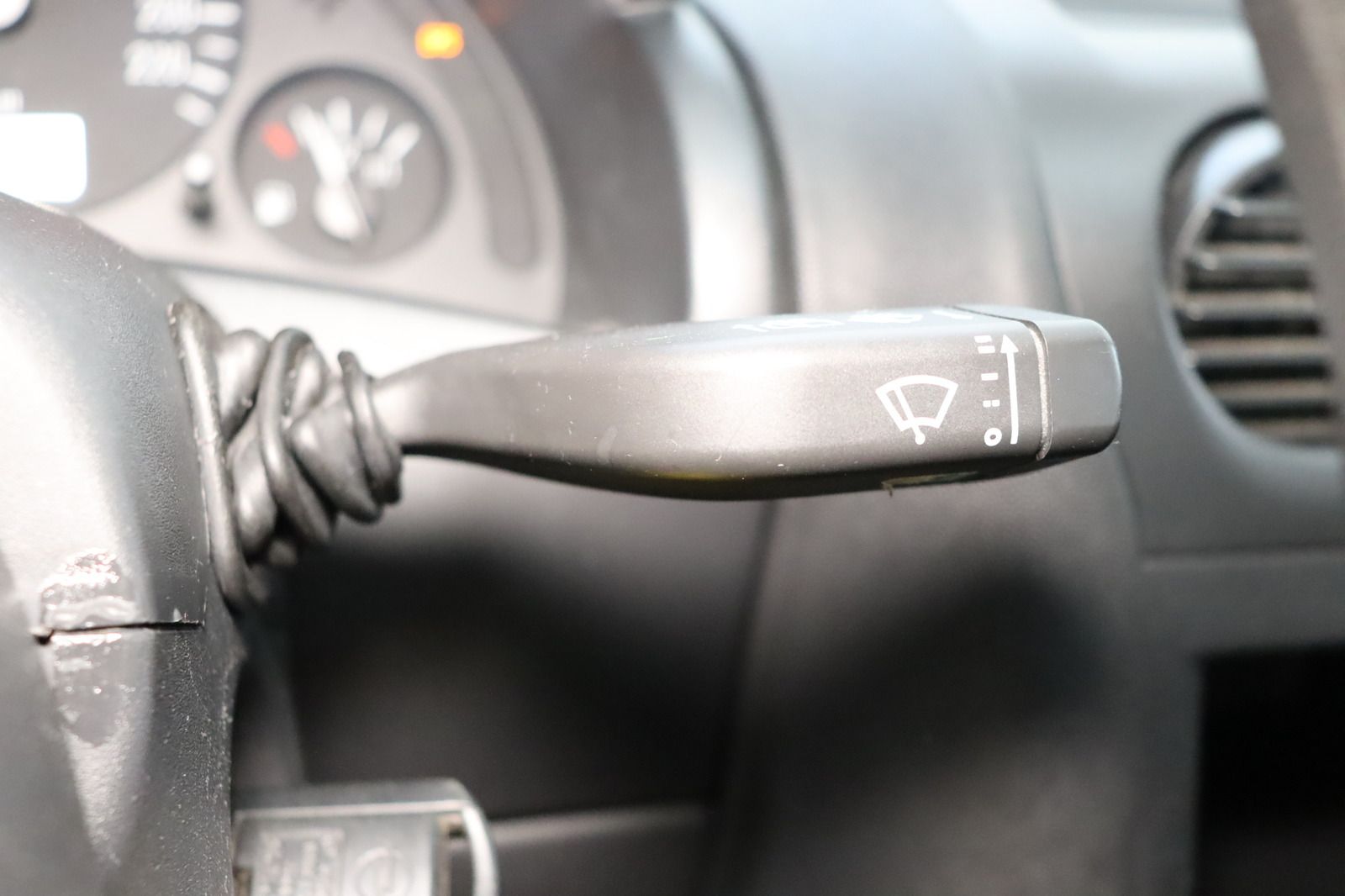 Fahrzeugabbildung Opel Corsa 1.0 * Klima * wenig Kilometer