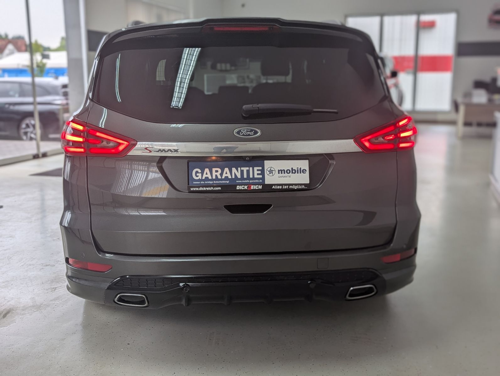 Fahrzeugabbildung Ford S-MAX 2.0 ST-Line ACC LED KAM StHZ SHZ MEMO