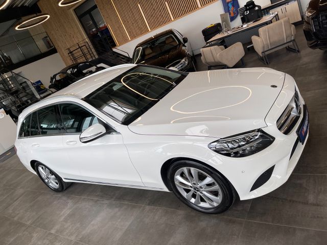 Mercedes-Benz C 180 *CARPLAY*PDC*AHK*LED*NAVI*EL.SITZE*