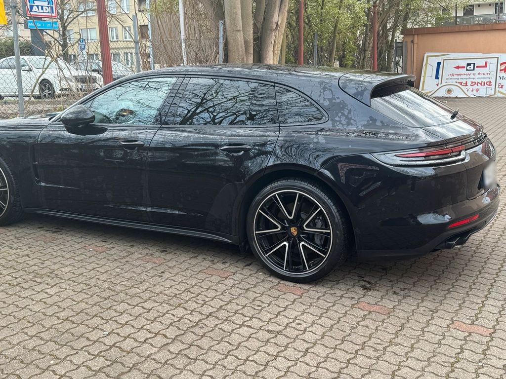 Image of Porsche Panamera