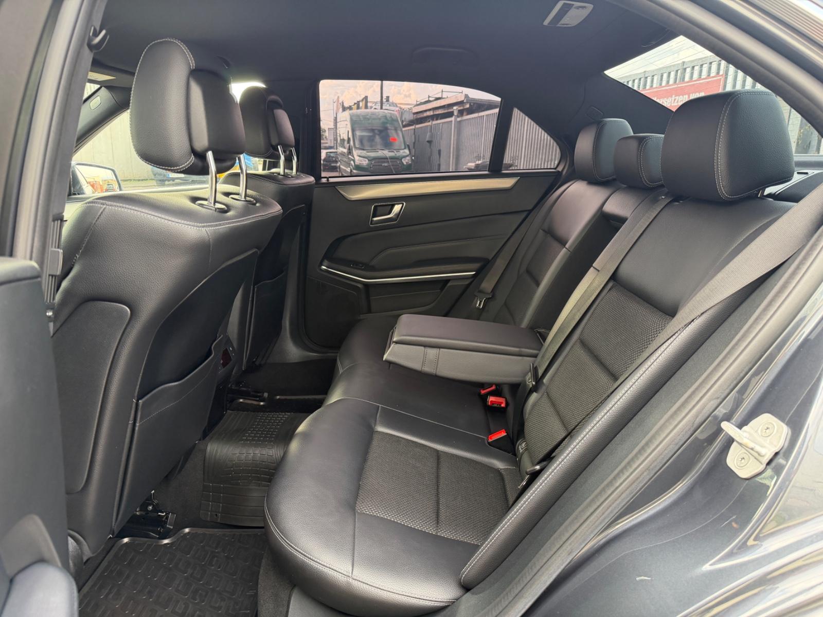 Mercedes-Benz E 220 BlueTec BlueEfficiency Edition