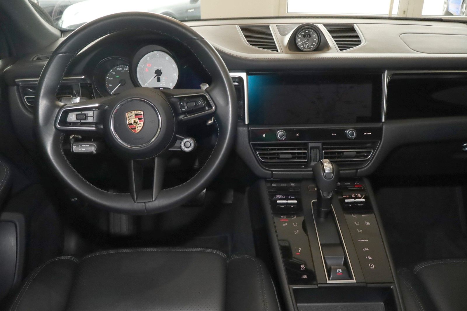 Fahrzeugabbildung Porsche Macan S Panorama/Keyless/Sportabgasanlage/20Zoll