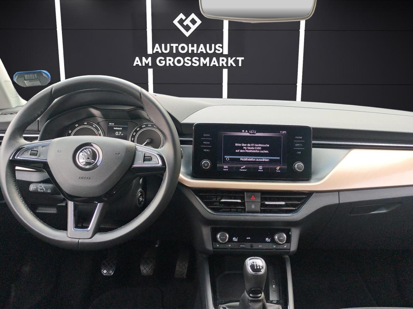 Skoda Kamiq Style LED ACC CarPlay SHZ 8-fach