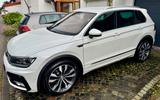 Volkswagen Tiguan R-Line*TDI*4M*Leder*Standhz*DynA*AHK*360°