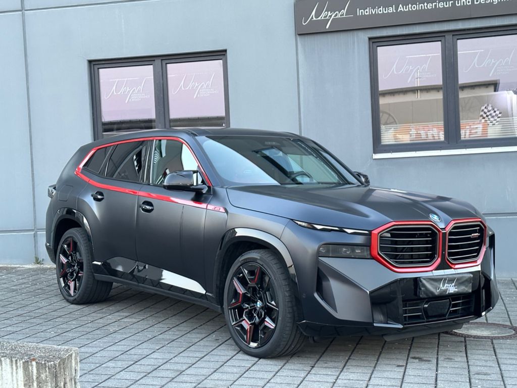 BMW XM