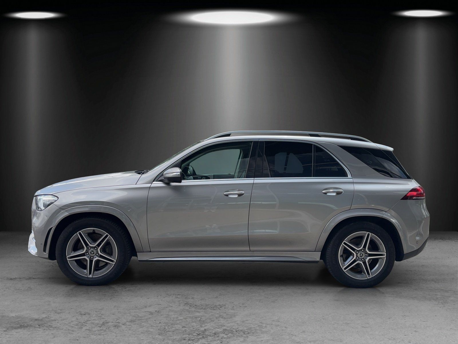 Fahrzeugabbildung Mercedes-Benz GLE350d AMG Masage DISTR KeyGo AIRMATIC Memo AHK