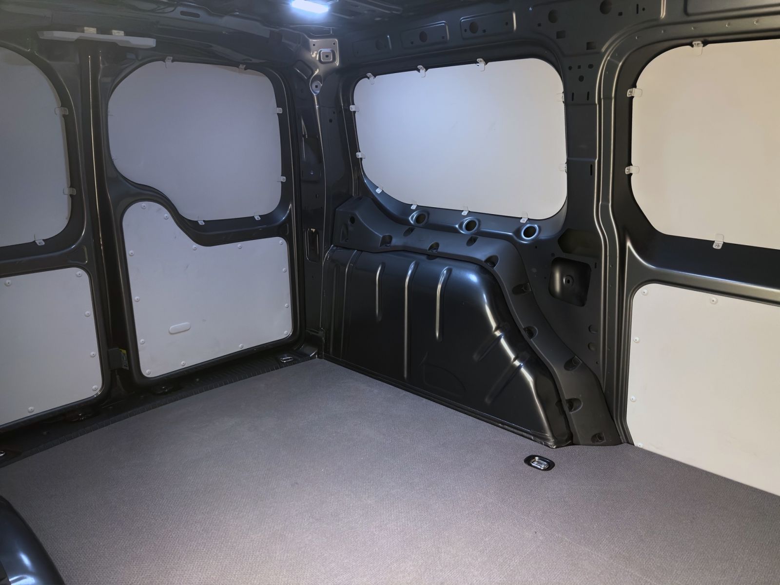 Volkswagen Caddy Maxi - Bild 15