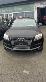 Audi Q7 Quattro S Line - Audi Q7 aus 2007: Line