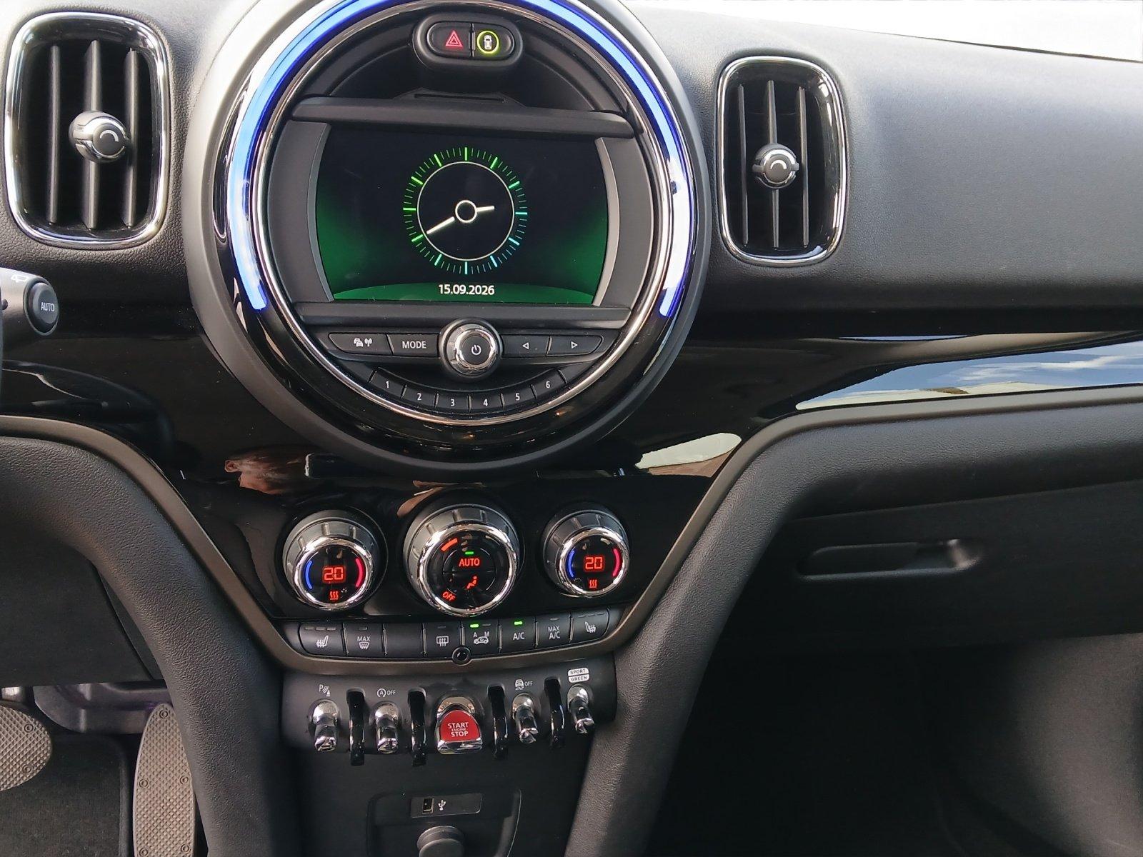 MINI Cooper D Countryman KeyLess+Navi+SHZ+2xKlima+ACC